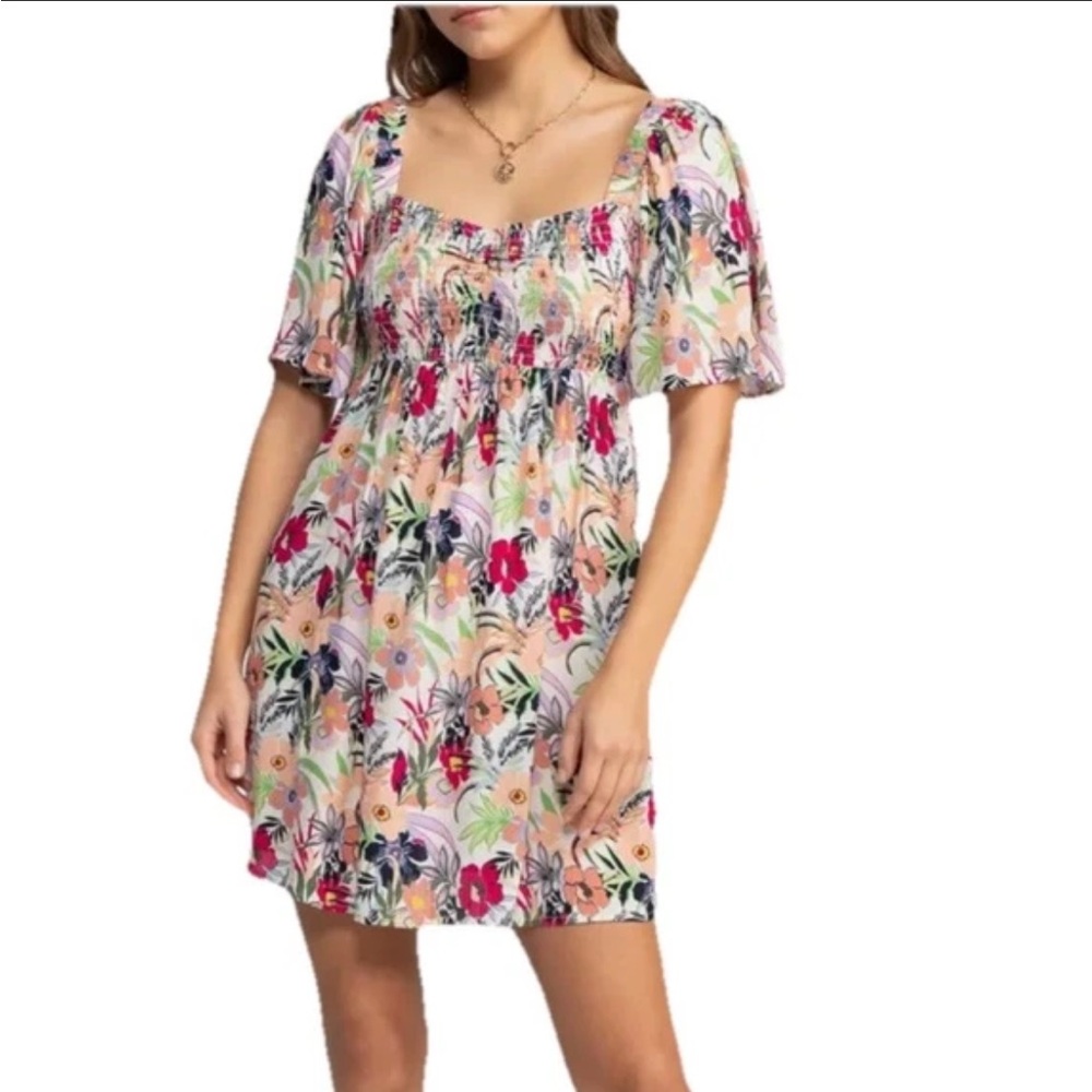 Roxy Golden Dawn White Pink Green Floral Sundress Smocked Ladies Small NWT